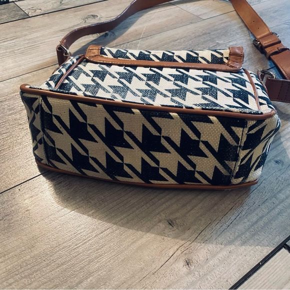 Stoddard Bayley Shoulder -Spartina 449 - Picture 6 of 16